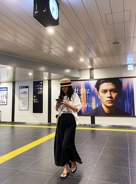 TANGTOWN 30姆米缎面真丝斜裁女柔软舒适A字型半裙 DZDJD24106