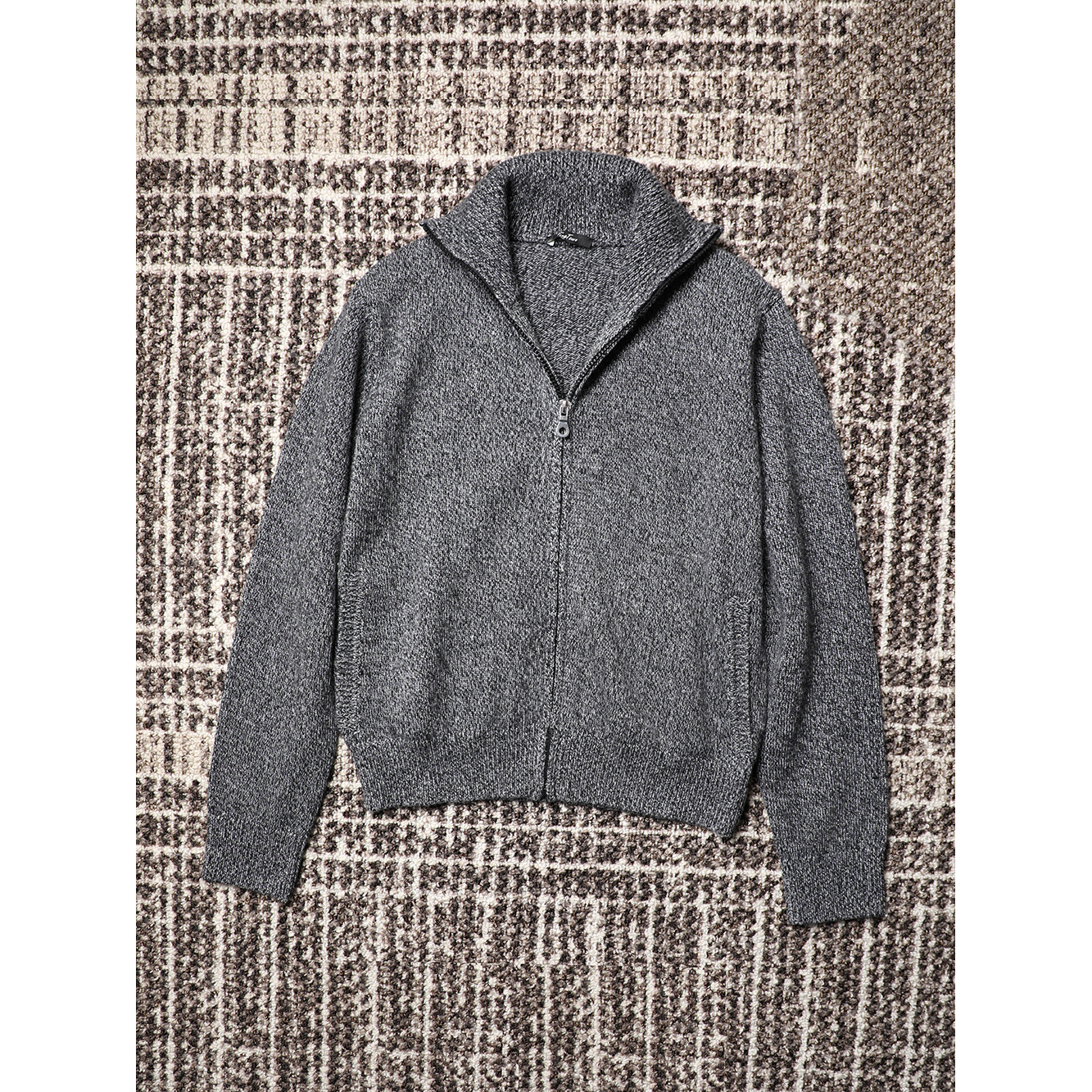 TANG TOWN自制时髦慵懒氛围混色 羊毛混纺蓬松云朵感针织开衫毛衣