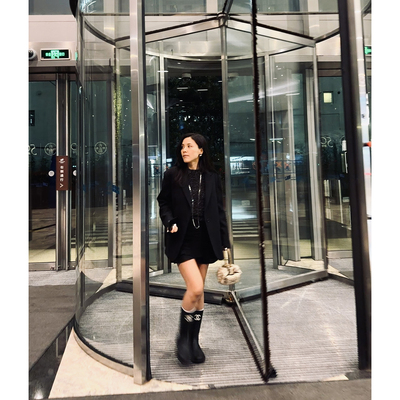 TANG TOWN自制 穿出不刻意的精致时髦 艺术流线感褶皱 花边半裙