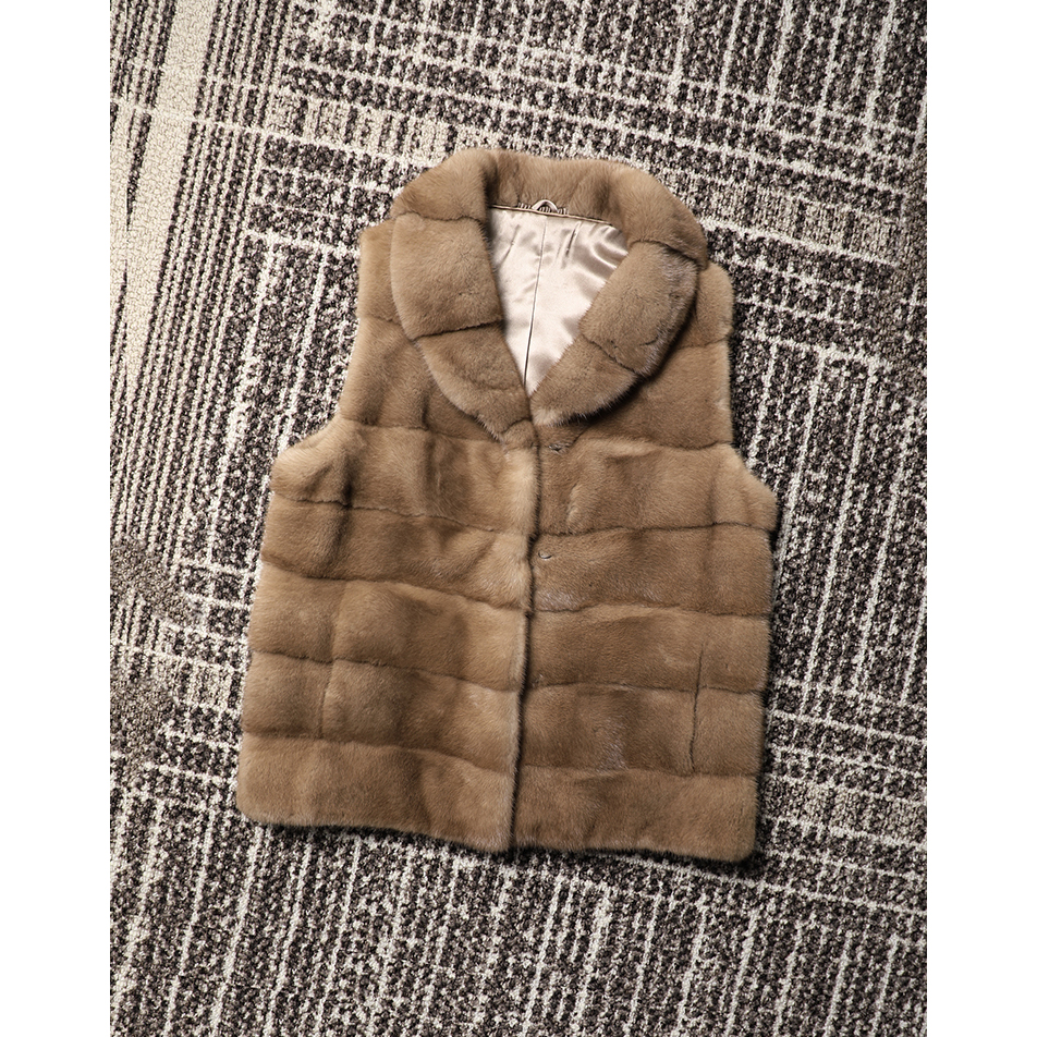 TANG TOWN丹麦进口紫标水貂马甲帕斯条色皮草外套