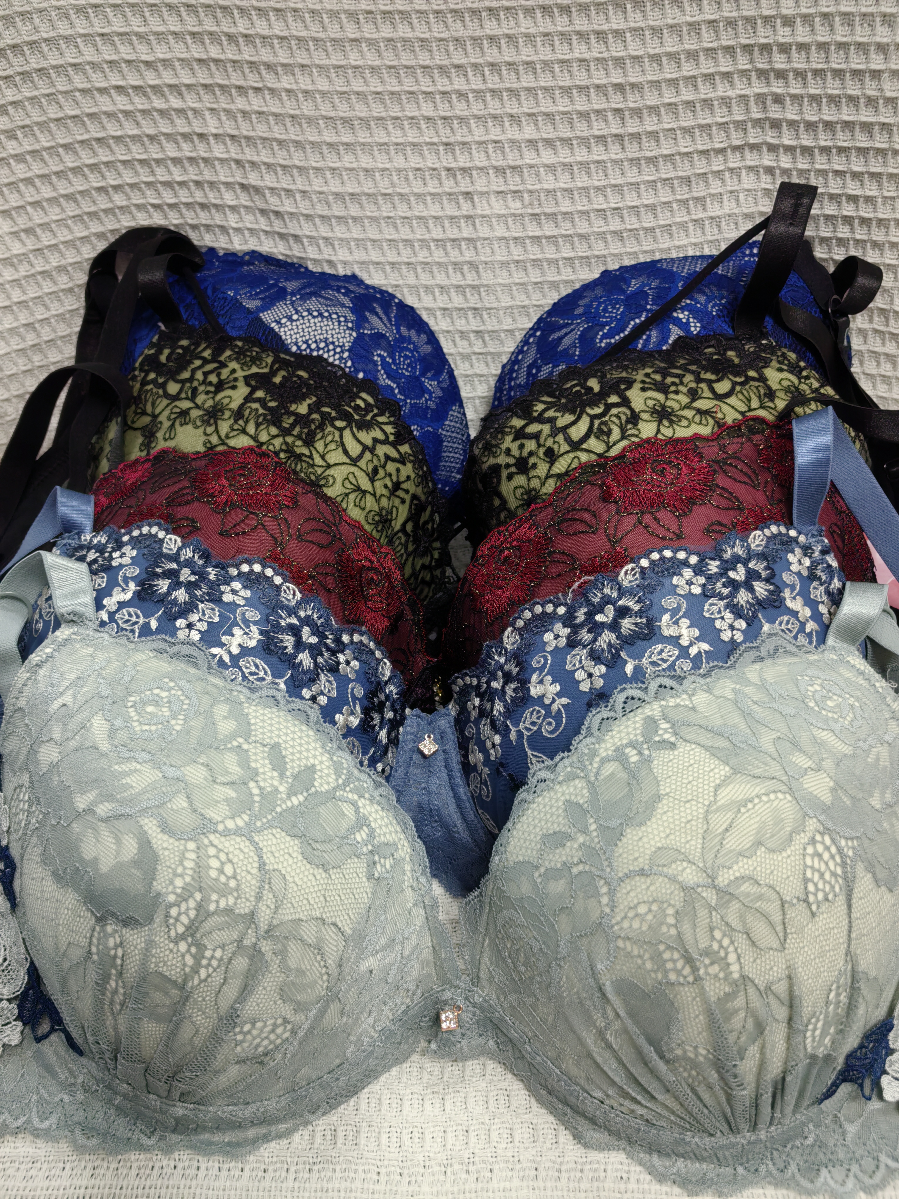 大码40/90F日韩内衣文胸钢圈聚拢刺绣蕾丝多扣无插垫杂款