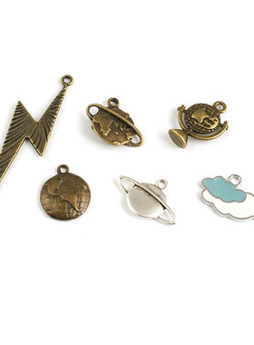 DIY复古合金 配件 挂件 挂坠 地球仪 白云 世界地图 闪电 21679