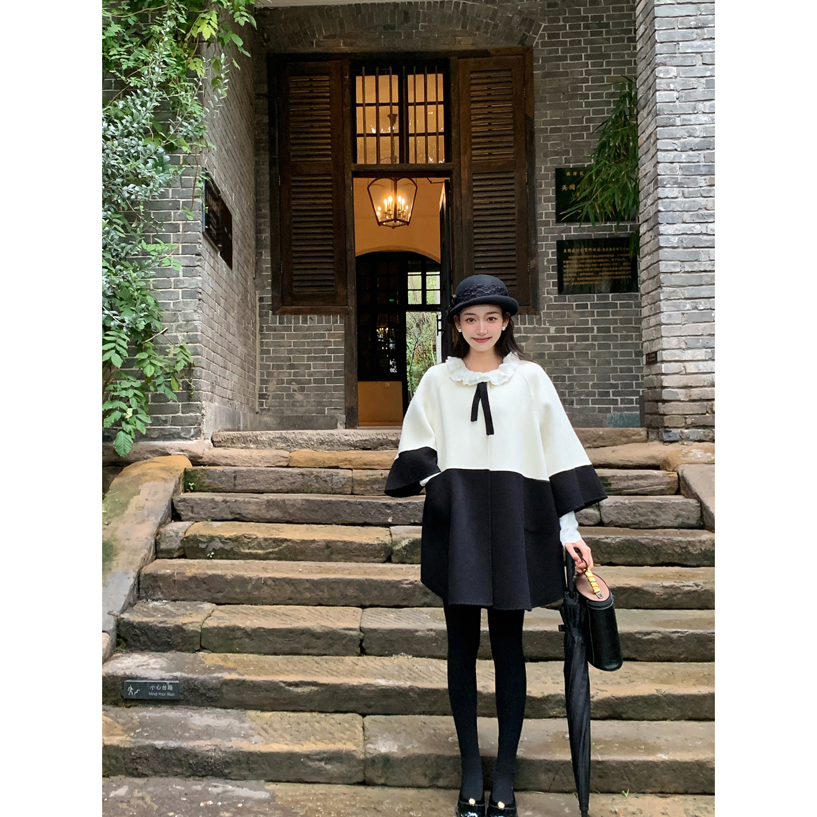 Thecoco 钢琴诗人 显比例黑白拼接羊毛双面呢斗篷大衣外套女冬季