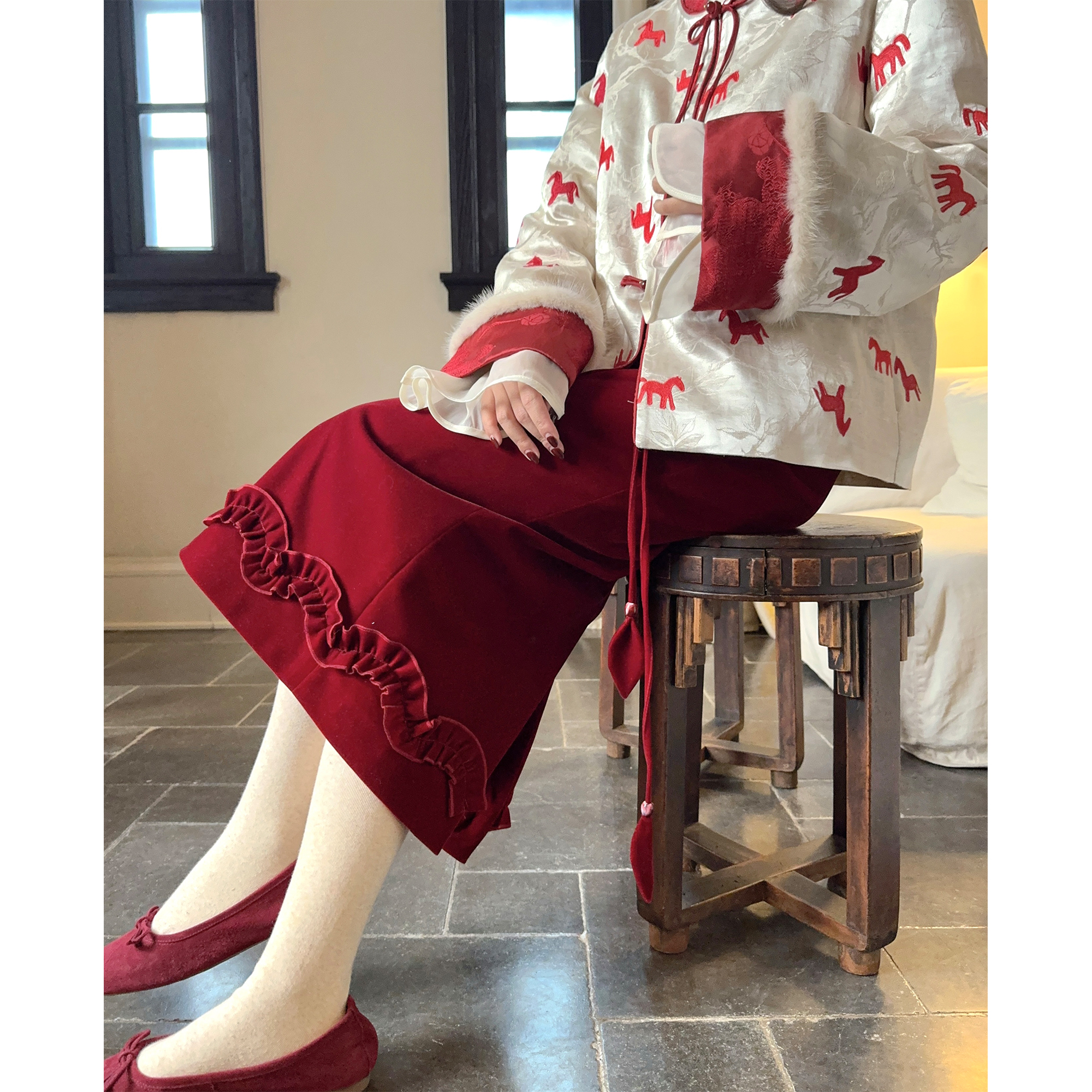 Thecoco 原创红色植绒木耳边半裙女冬气质百搭直筒长裙 后腰松紧