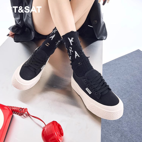 星期六春秋系带厚底学院风板鞋