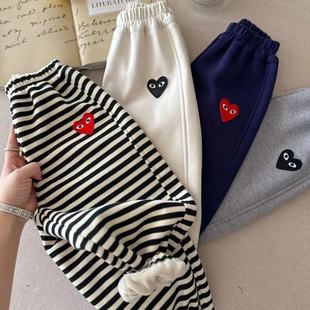 女洋气 子宝宝潮牌收脚裤 儿童卫裤 加绒男童2024秋冬小童条纹长裤
