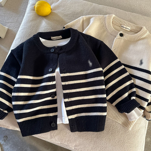 儿童针织开衫男韩版2026春秋新款小童条纹毛衣宝宝潮牌外套女洋气