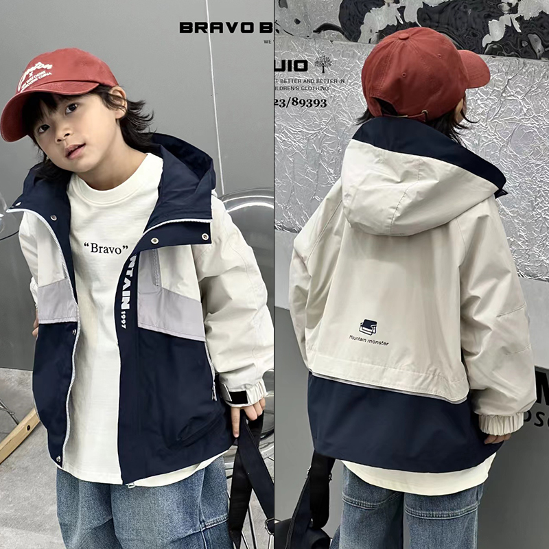 布芮欧童装拼接连帽外套儿童上衣