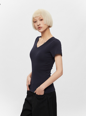 AIRHOOD 收腰V领紧身短袖T恤女夏季新款修身辣妹正肩显瘦百搭上衣