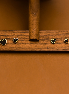 韩国流行流行14K 10K金黄金耳钉女 新款切面黑色爱心迷你耳骨钉