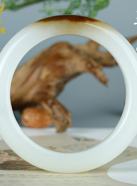 和田玉手镯女款玉镯子糖白