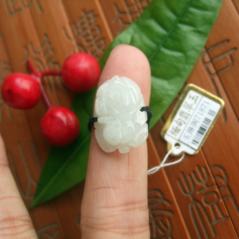71871假一赔三缅甸玉天然A货翡翠玉花朵玉戒玉白菜戒指内径21mm