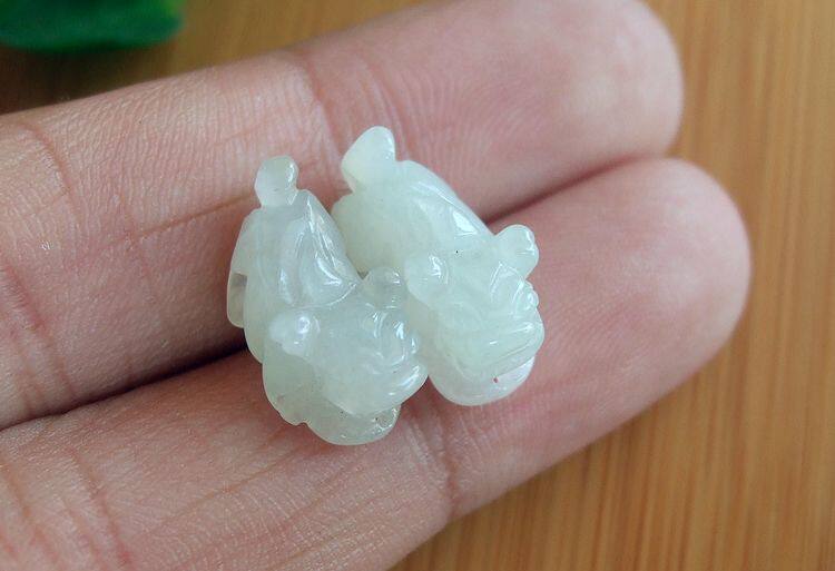 天然a货手工吊坠缅甸玉