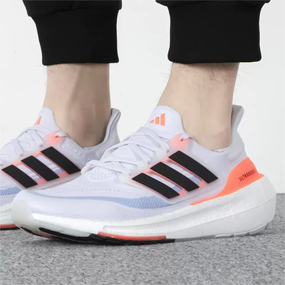 阿迪达斯男鞋ULTRABOOST LIGHT轻便减震透气休闲运动跑步鞋HQ6351