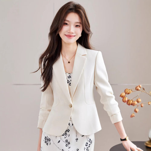 2026新款小个子修身小西服女
