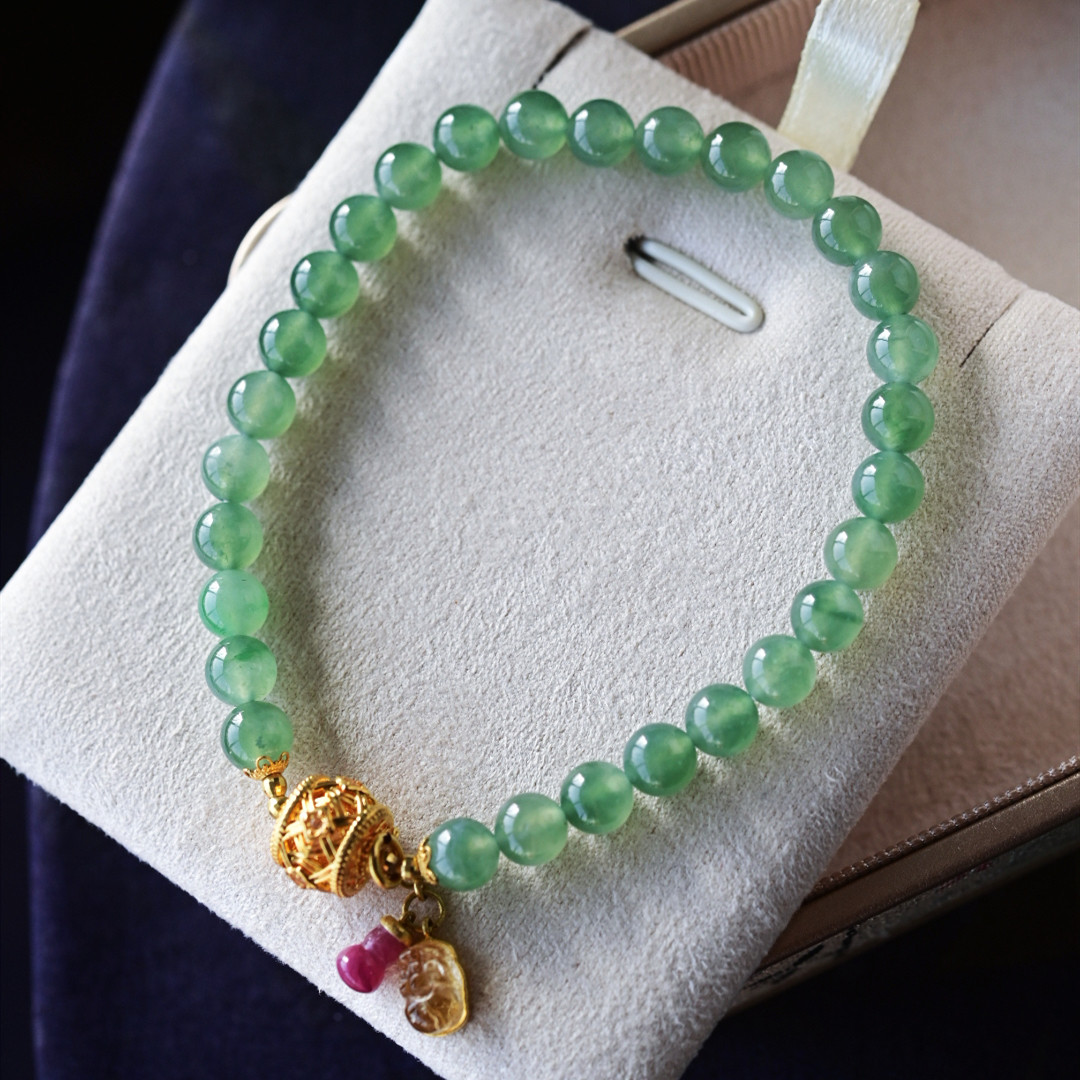 一斤钻戒 天然缅甸A货翡翠手串手链 18k金碧玺貔貅