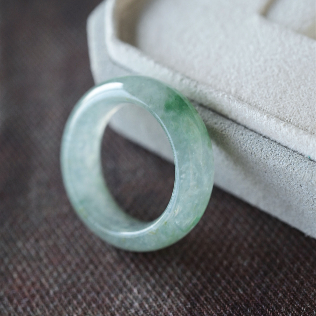 一斤钻戒一物一图 天然缅甸A货翡翠戒指吊坠 起光感十足 圈号13,珠宝/钻石/翡翠,戒指/指环,淘宝优惠券,粉丝福利购,淘宝优惠卷