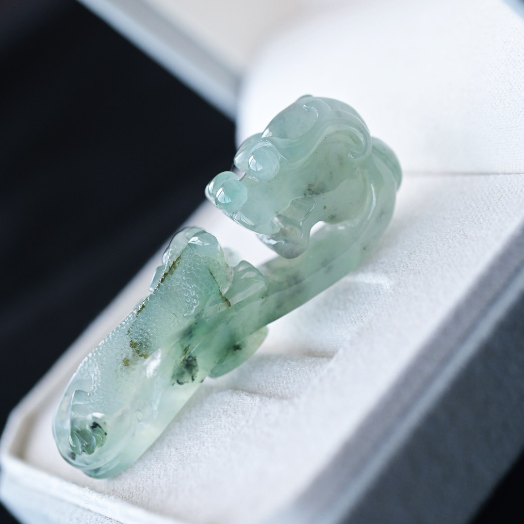 一斤钻戒 一物一图 天然缅甸A货翡翠笔架 吊坠 多用款 精工雕刻