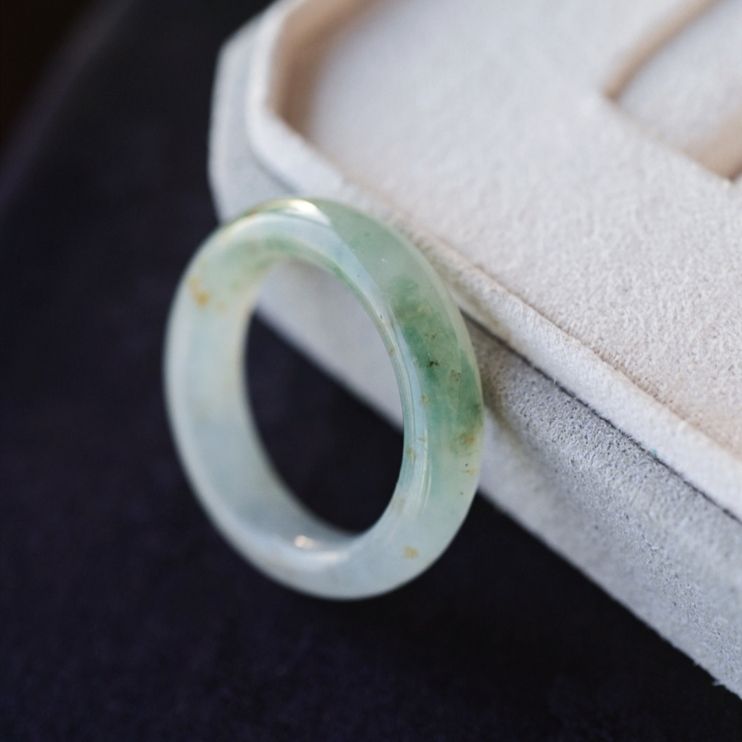 一斤钻戒 天然缅甸A货翡翠戒指吊坠 冰底飘花翡翠戒指 圈号15