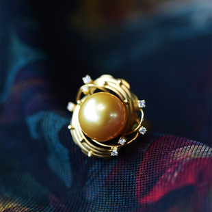 一斤钻戒 浓金色大珠子18k金环绕镶嵌 天然浓金珠戒指 港码圈口14