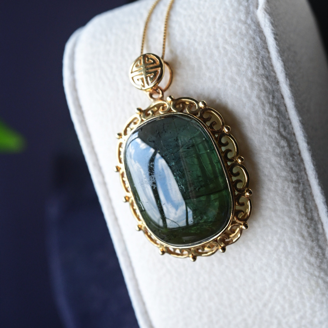 一斤钻戒 天然原矿蓝绿碧玺吊坠 晶体透亮迷人 18K金重金设计款