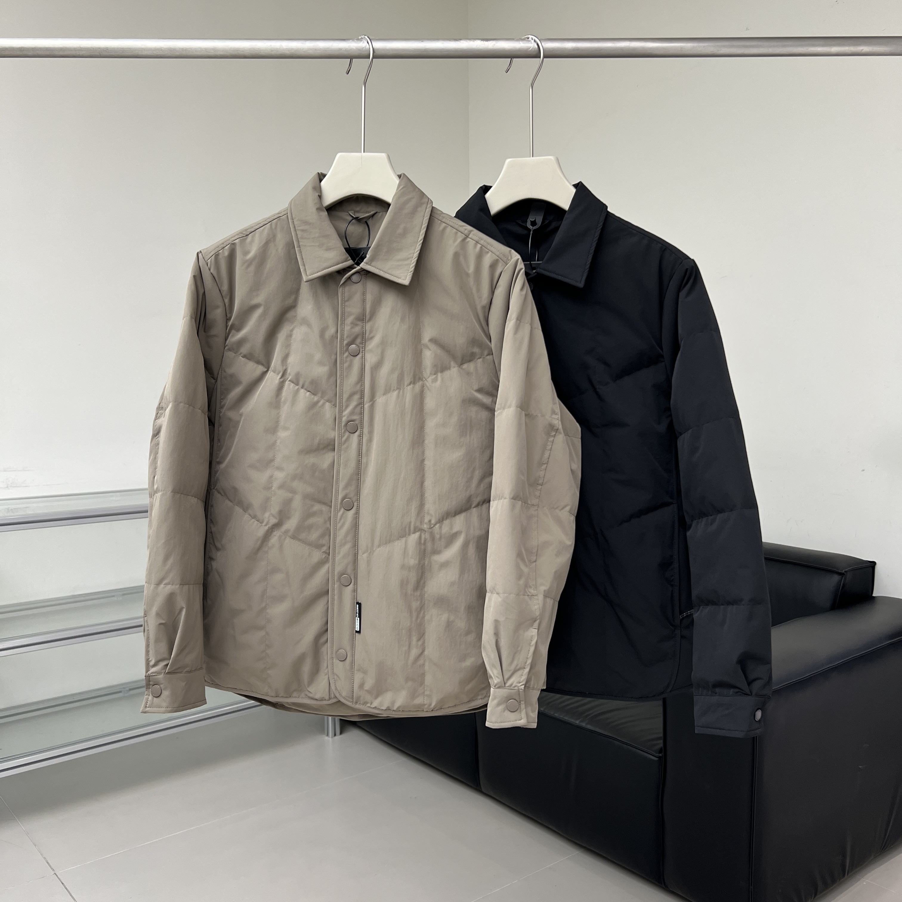 2025冬季新款男士潮流百搭休闲翻领轻薄款羽绒服宽松大码外套上衣