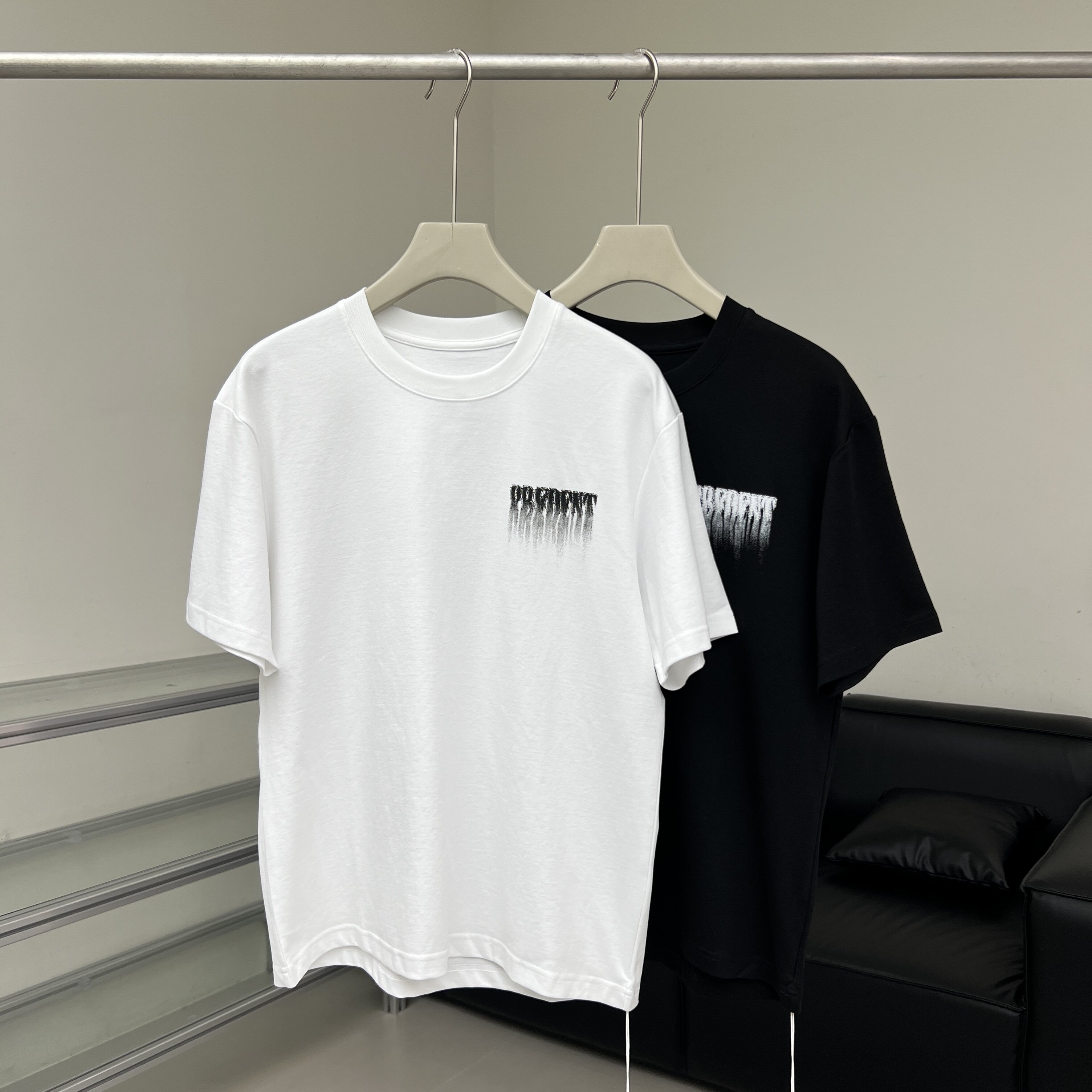 美式复古模糊字母印花短袖t恤男2026夏季新款套头体恤衫男生上衣