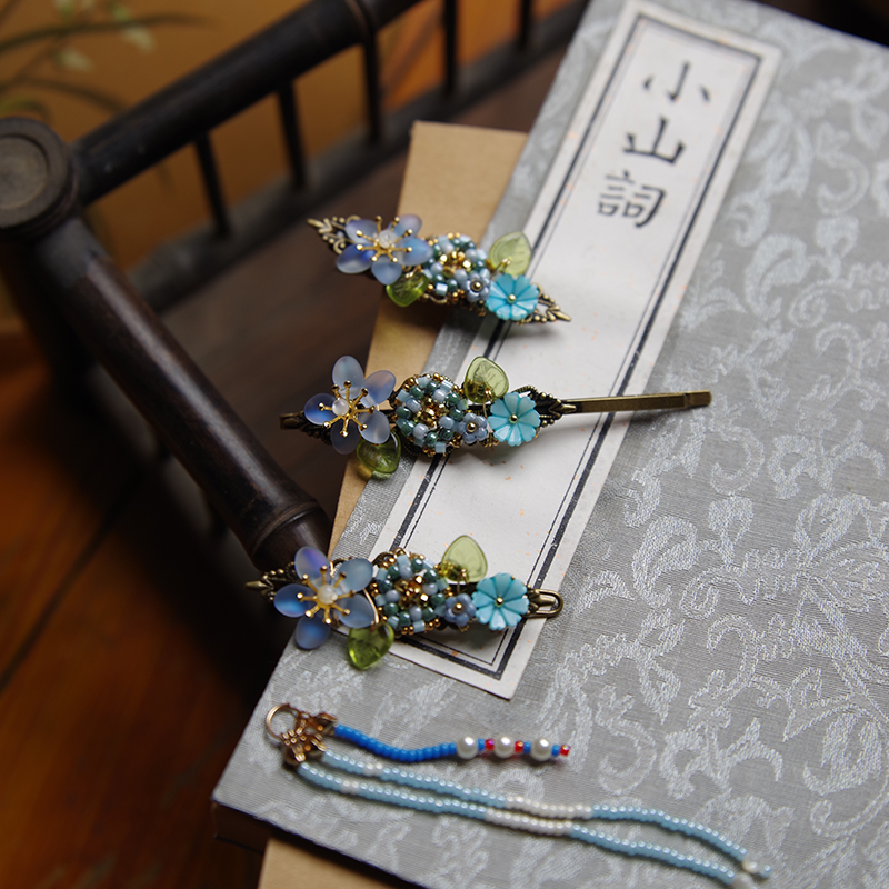 素锦年原创清新仿辑珠一字复古精致旗袍侧边青蛙夹多宝鸭嘴夹发卡