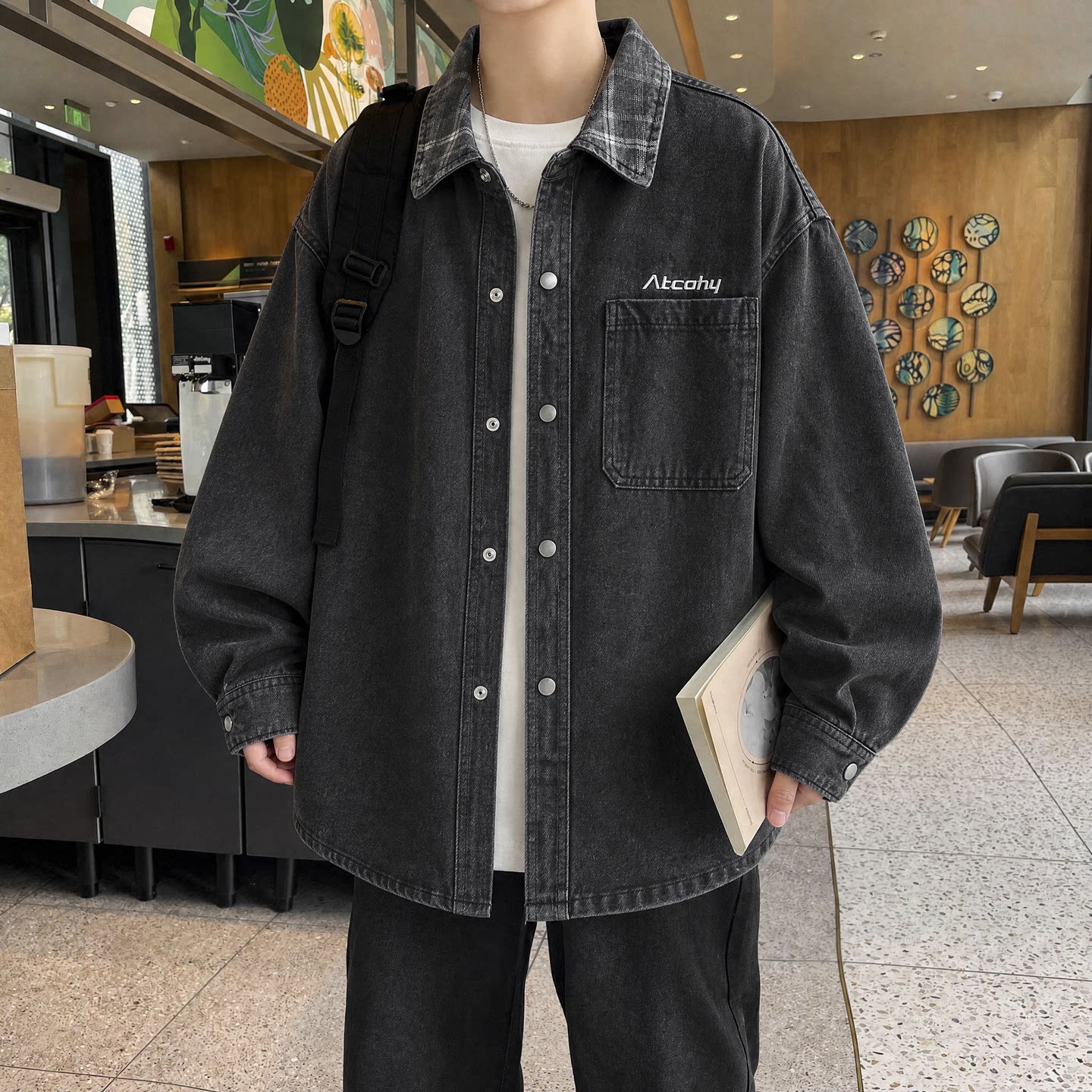 美式复古牛仔外套男生春秋季新款青少年休闲翻领宽松潮流夹克男装