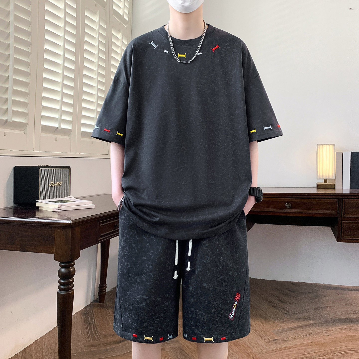 短袖t恤男孩夏季薄款初中生青少年帅气运动休闲短裤套装男士潮牌
