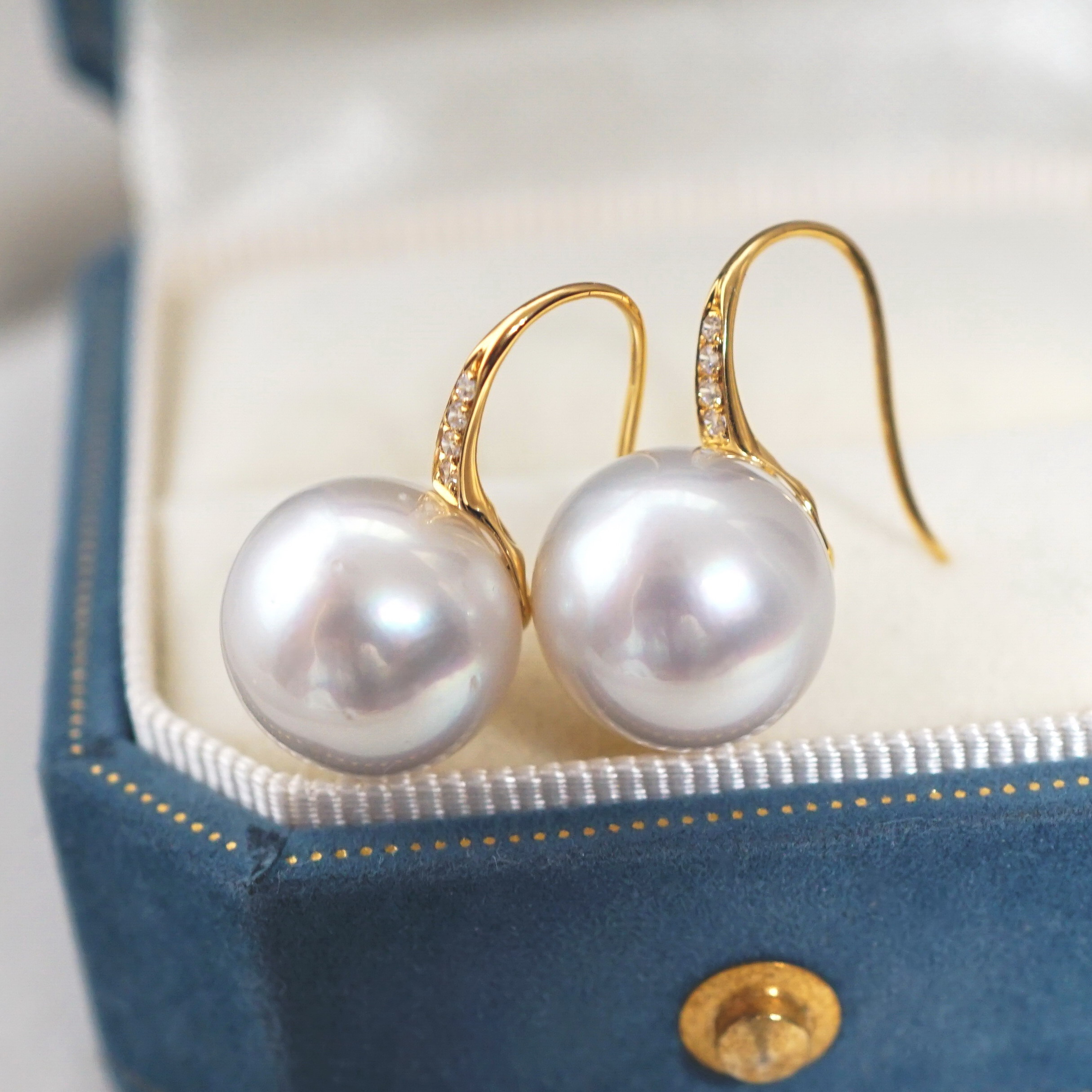 18K 极亮正圆冷白 微瑕 天然海水澳白珍珠耳环耳钩13mm高跟鞋款