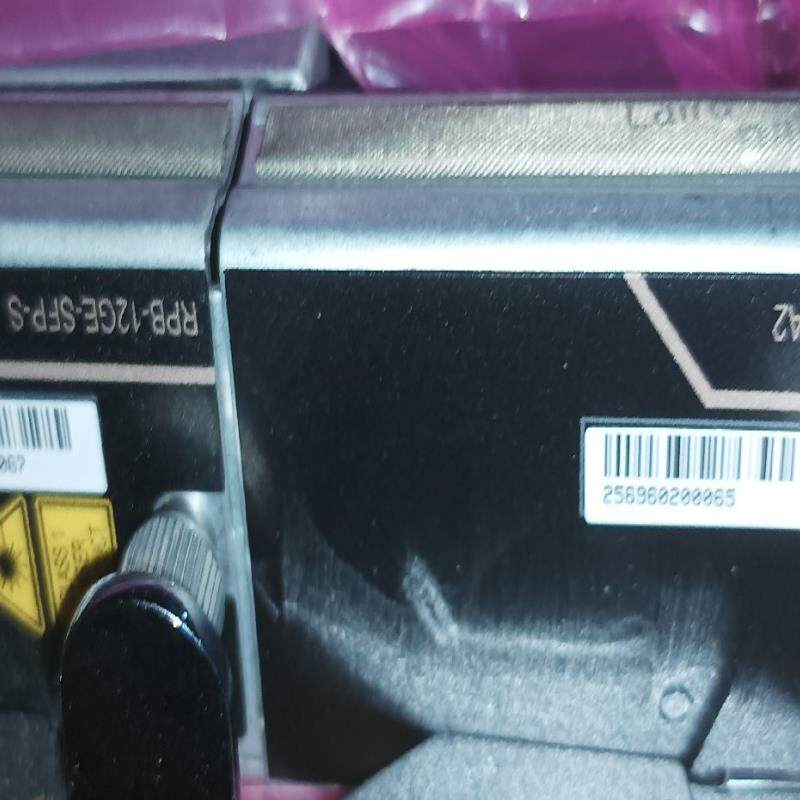中兴T8000T8K-PFU-20-A2母卡1张带子卡R