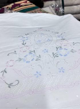 V125 白色刺绣长方桌布220*270cm棉质