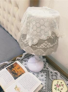 S140 细线钩针心形盘垫34×39cm白色棉质 （有氧化）