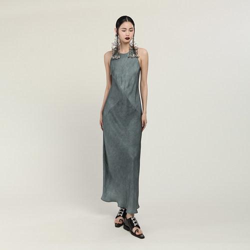 MIA HAN夏季新品新中式斜纱修身脏染长款显瘦显高真丝吊带连衣裙