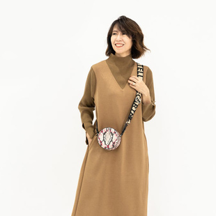 日单品牌冬新款时尚气质优雅罗纹高领针织拼接假两件连衣裙31943