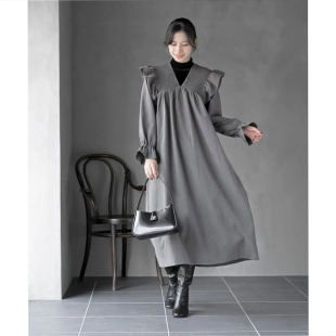 日单品牌春秋新款 清新减龄前后深V领松紧肩系带磨毛连衣裙女32213