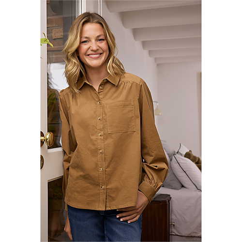 百搭翻领系扣口袋灯芯绒长袖衬衫