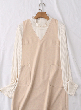 日单春季新款清新甜美木耳领竖坑条打底衫+V领背心裙套装女21207