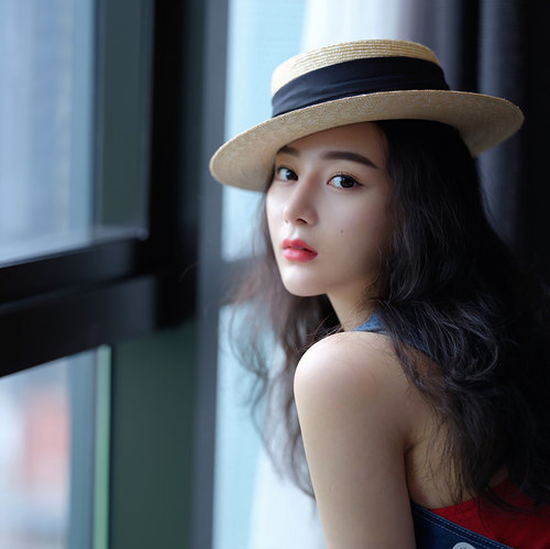 电影女主法式帽檐遮阳优雅草编