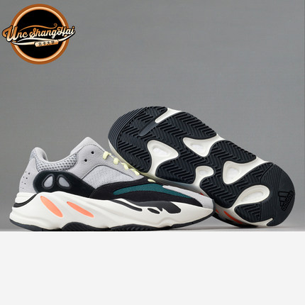 北卡大学 Adidas Yeezy Runner 700椰子700复古老爹鞋 B75571现货