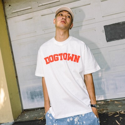 DOGTOWN美高字体索罗娜混合面料印花LOGO短袖TEE短袖T恤