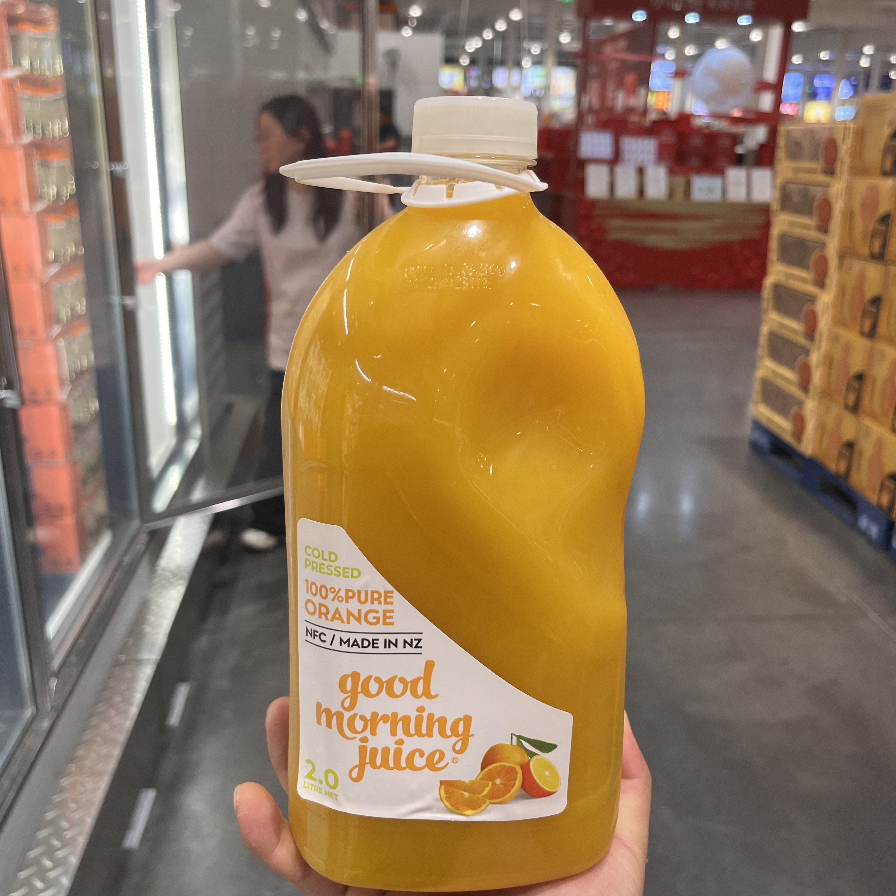 开市客新西兰100%橙汁脐橙鲜榨纯果汁2升大瓶装0防腐无添加剂饮料