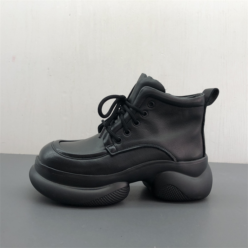 工厂断码真皮女靴秋季新款马丁靴日常舒适轻便圆头系带牛皮女短靴