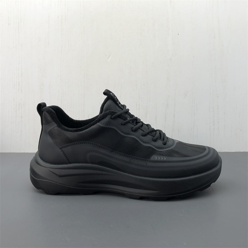 工厂断码真皮男鞋冬季新款户外休闲舒适圆头系带保暖牛皮男棉鞋