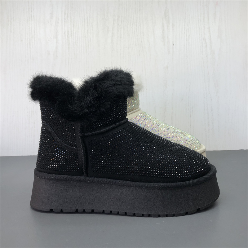 工厂新款断码女鞋冬季时尚舒适圆头套筒厚底防滑百搭保暖雪地靴