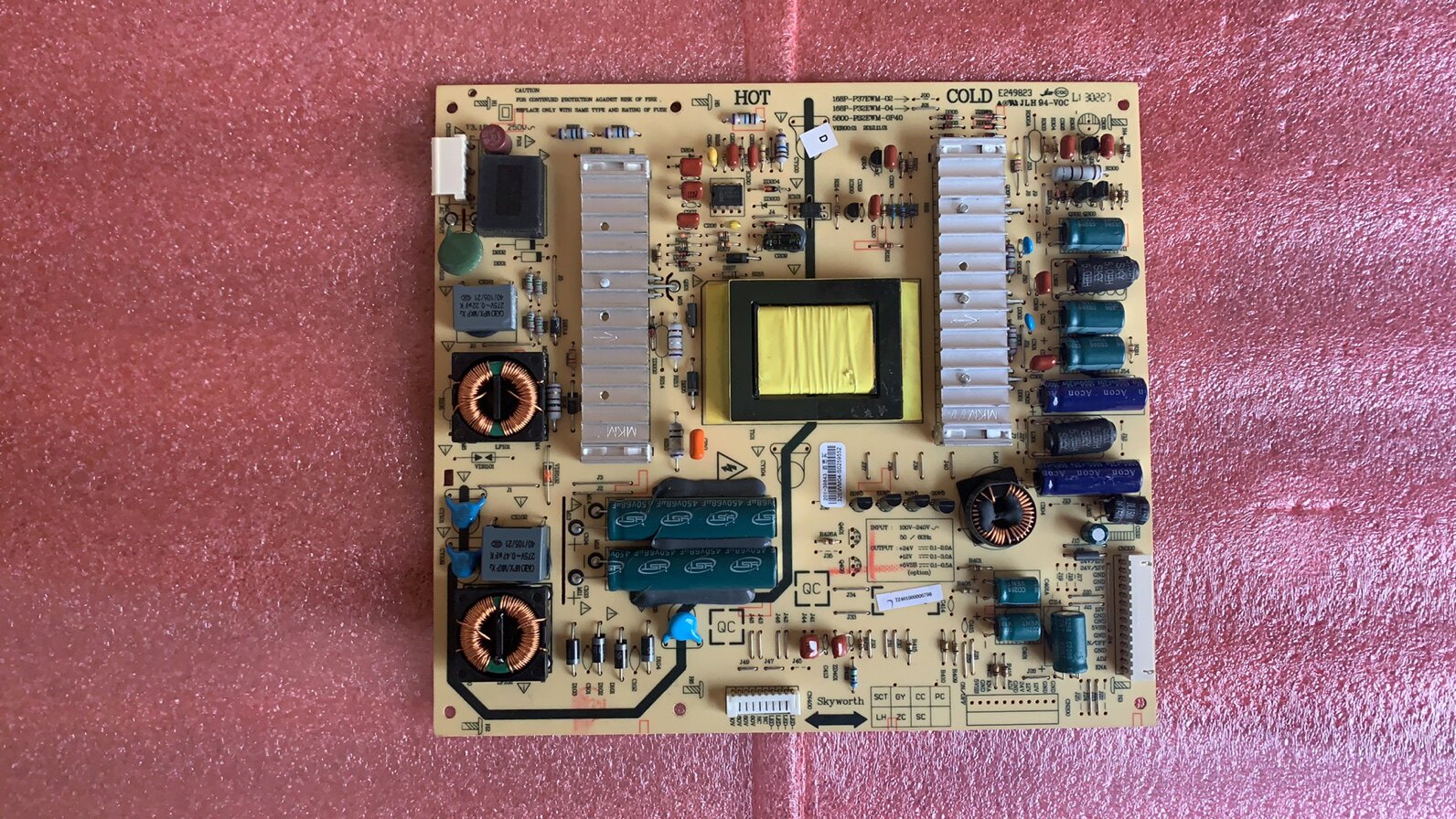 全新原装创维32E600F/E电源板5800-P32EWM-0P40 168P-P32EWM-04