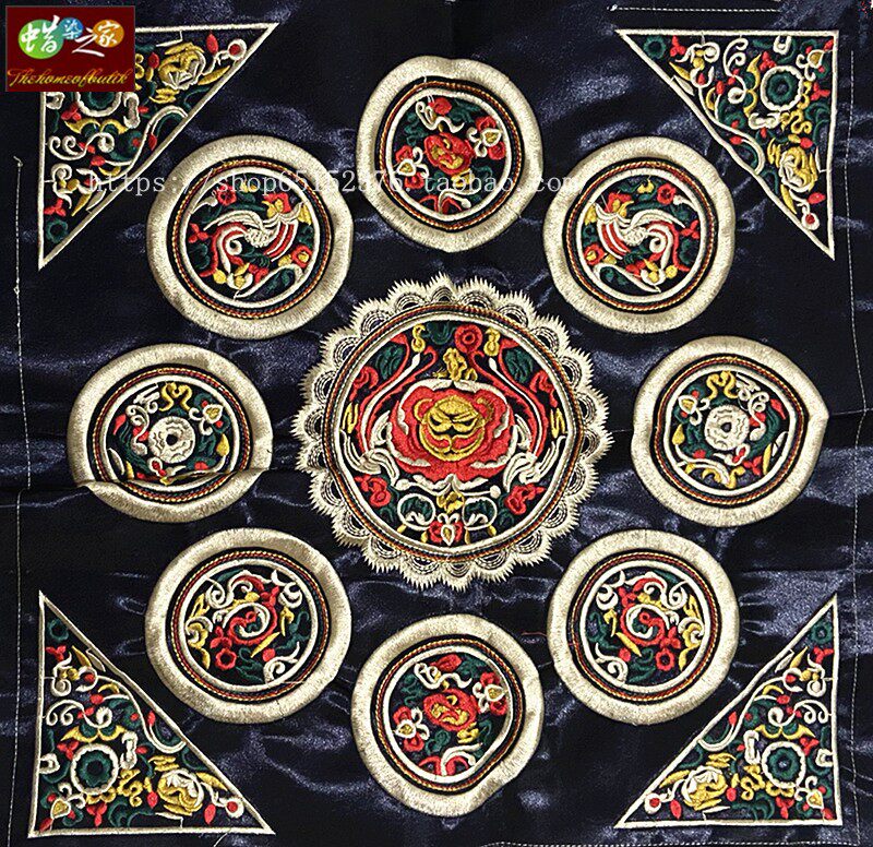 苗族绣花家居饰品DIY设计