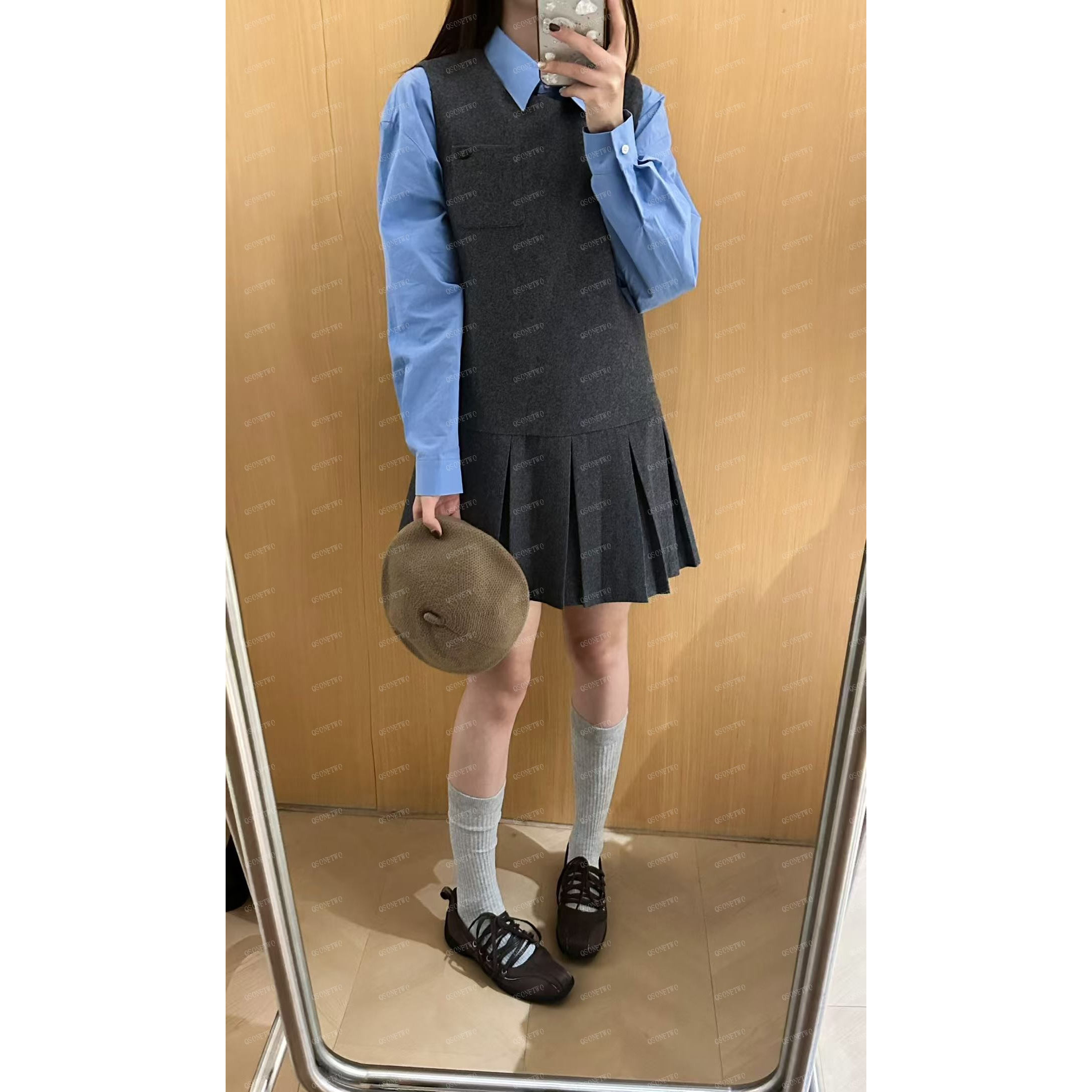 QSONETWO学院风50羊毛背心裙女套装减龄翻领衬衫两件套灰色套装