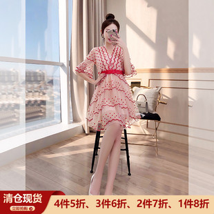 裙子春季 小个子减龄v领公主裙网纱小香风粉色连衣裙 2026马年女装